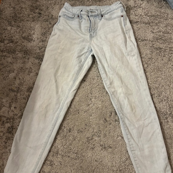 Old Navy Straight Light Wash Jeans Size 0 - Picture 1 of 3